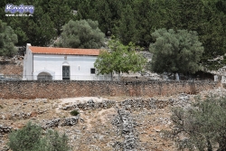 Kościółek Agios Ioannis - niestety zamknięty