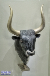 Głowa byka znaleziona w Knossos